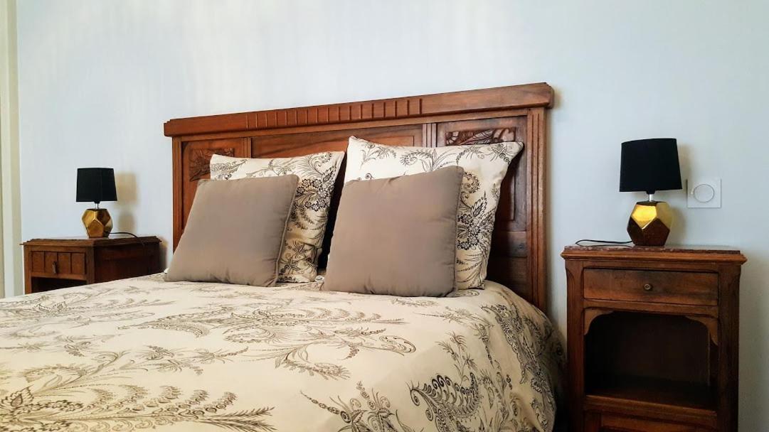 La Parenthese Bed & Breakfast La Reole Exterior photo