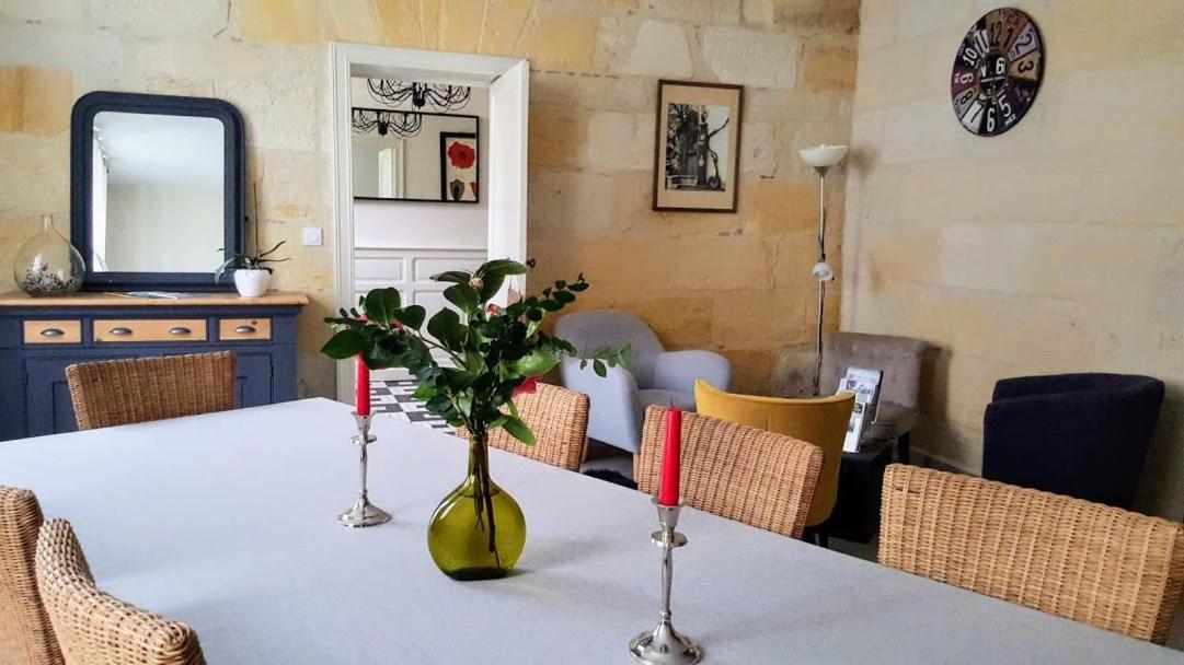 La Parenthese Bed & Breakfast La Reole Exterior photo